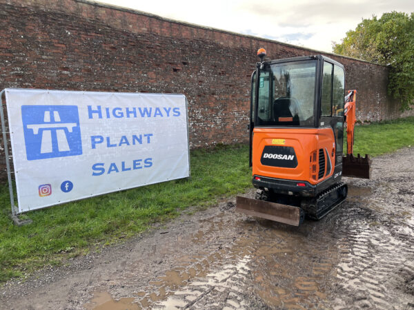 NOW SOLD - 2020 Doosan DX19  1.9 Ton Mini Digger Excavator  (Just 400 Hours !) - Image 17