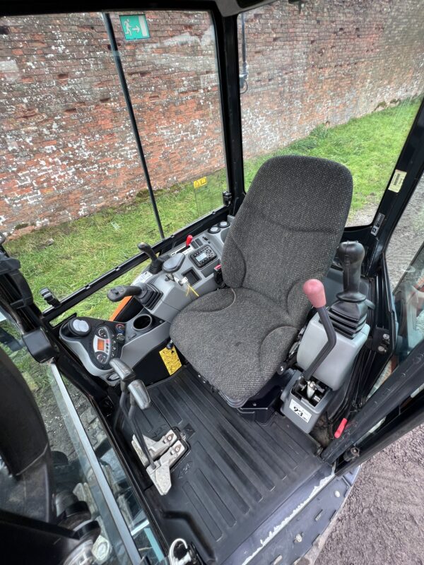 NOW SOLD - 2021 Doosan DX27  2.7 Ton Mini Digger Excavator   Just 700 Hours ! - Image 15