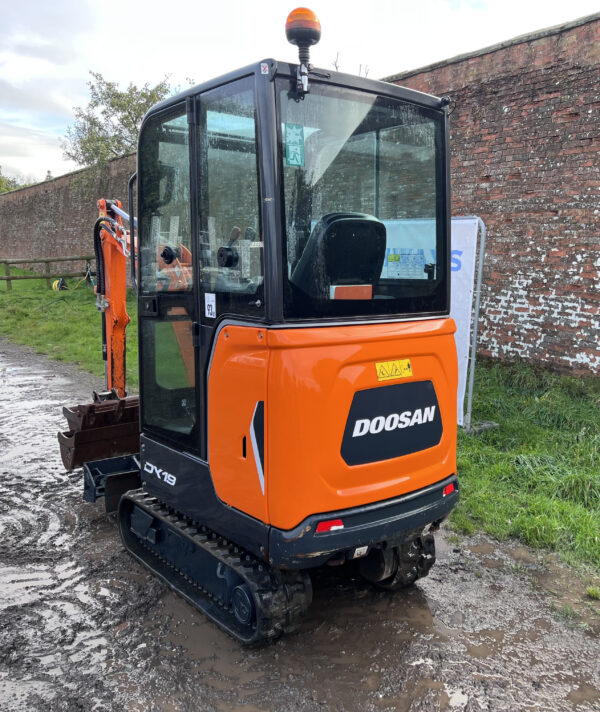 NOW SOLD - 2020 Doosan DX19  1.9 Ton Mini Digger Excavator  (Just 400 Hours !) - Image 7