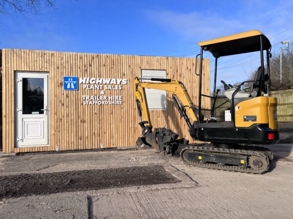 2022 SANY SY16 Canopy Excavator  Just 140 Hours - Image 9