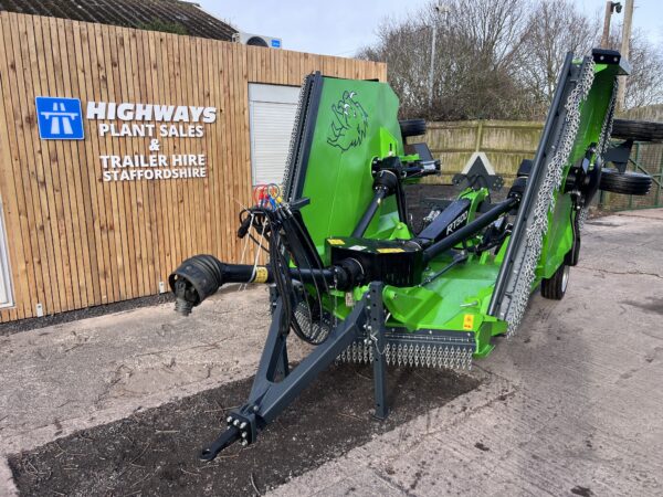 2024 Brand New Razorback RT500 Rotary Batwing Mower - Image 4