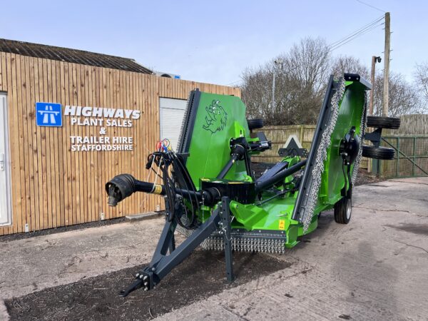 2024 Brand New Razorback RT500 Rotary Batwing Mower - Image 2