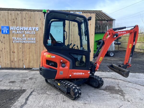 NOW SOLD - 2019 Kubota KX019-4 Excavator   Just 470 Hours - Image 6