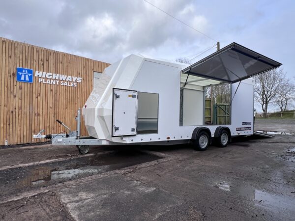 NOW SOLD - Brand New Brian James Race Sport Enclosed Car Transporter 5.0m x 2.0m Bed, 3.0t, 2 Axle - Image 4