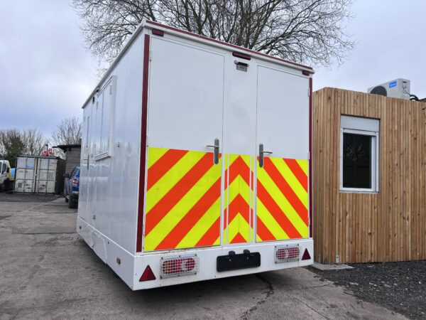 NOW SOLD - Fully Towable Welfare Unit Canteen / Toilet / Drying Room - Image 6