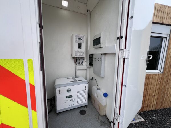 NOW SOLD - Fully Towable Welfare Unit Canteen / Toilet / Drying Room - Image 11
