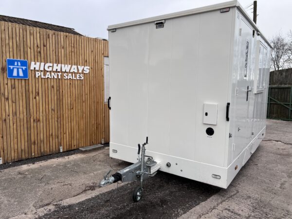 NOW SOLD - Fully Towable Welfare Unit Canteen / Toilet / Drying Room - Image 5
