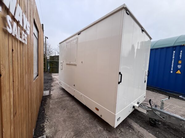 NOW SOLD - Fully Towable Welfare Unit Canteen / Toilet / Drying Room - Image 13