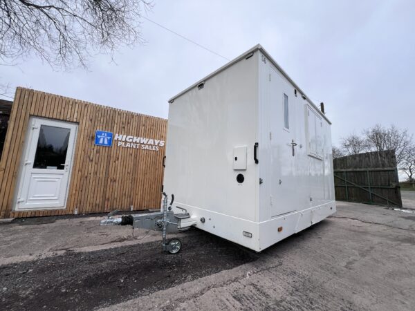 NOW SOLD - Fully Towable Welfare Unit Canteen / Toilet / Drying Room - Image 24