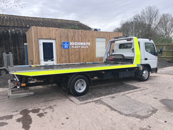 NOW SOLD 7.5 Ton Mitsubishi Canter Tilt And Slide Recovery Truck With Spec Lift - Image 7
