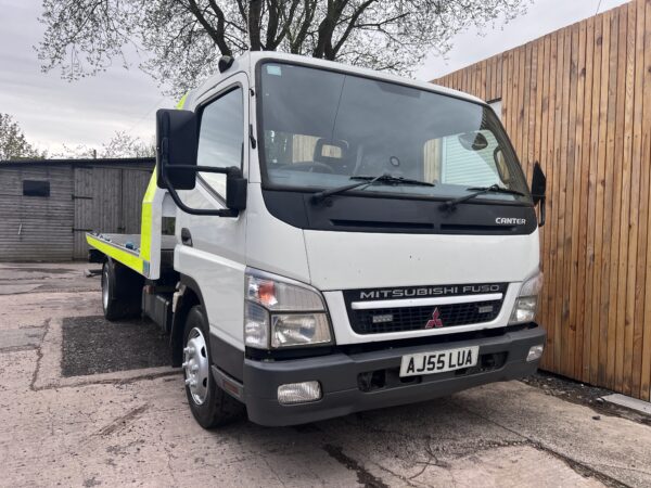 NOW SOLD 7.5 Ton Mitsubishi Canter Tilt And Slide Recovery Truck With Spec Lift - Image 4