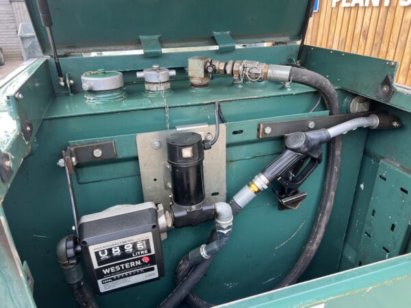 NOW SOLD - Western Transcube 910 Litre Towable Diesel Bowser - Image 10