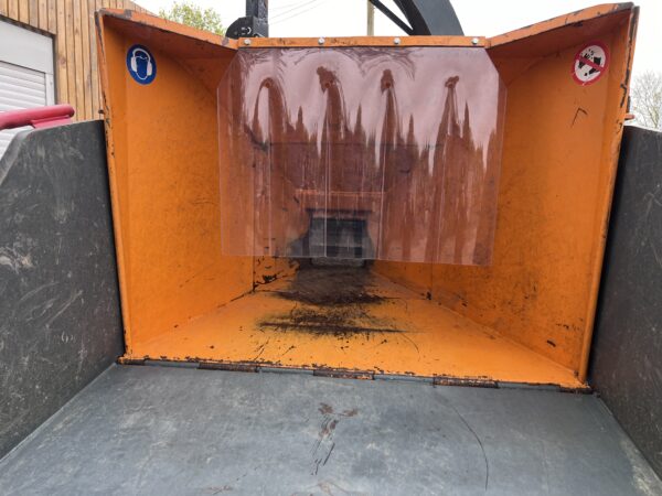 NOW SOLD - 2016 FORST XR8 Traxion Tracked Chipper Shredder  *** DEPOSIT TAKEN *** - Image 15