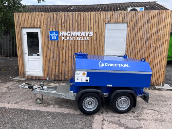 NOW SOLD - 2022 980 Litre Chieftain Bunded Bowser  220 Gallon - Image 3