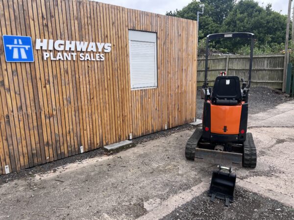 NOW SOLD - 2022 Doosan DX10Z Just 400 Hours !   *** NO VAT *** - Image 4