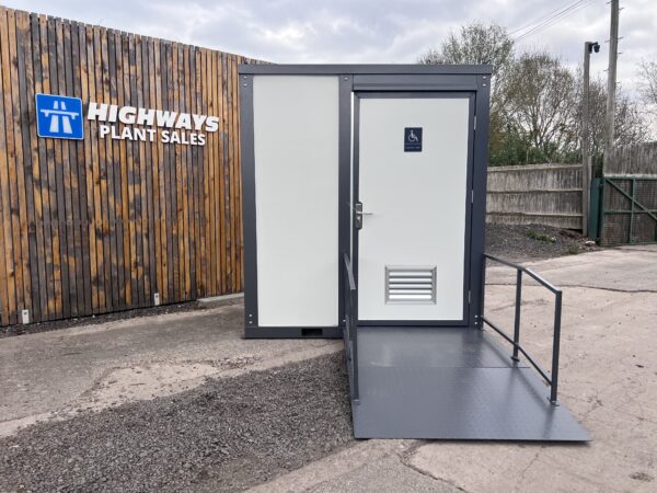 New Unused Mains Disabled Toilet Block Complete With Wheelchair Ramp - Image 4