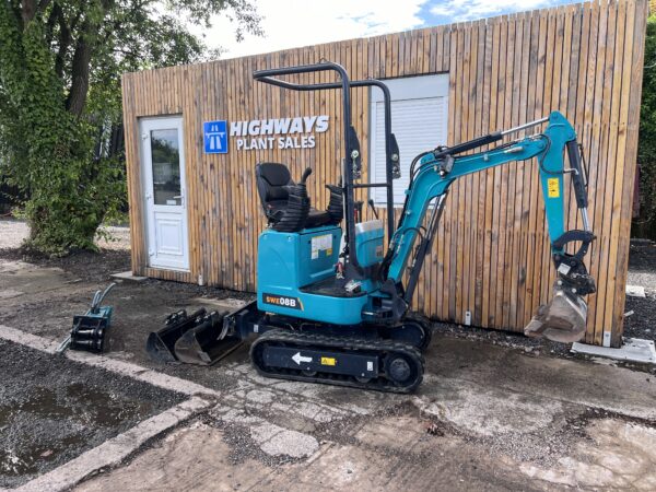NOW SOLD - 2023 Sunward SWE 08B Micro Digger Excavator - Just 50 Hours  C/W Breaker - Image 7