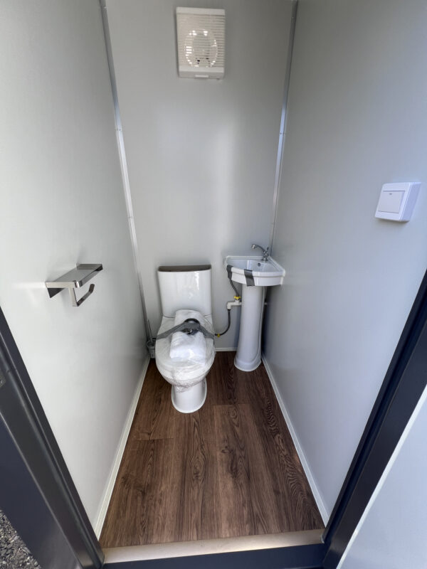 New Unused 1+1 Mains Portable Double Toilet Block - Image 4