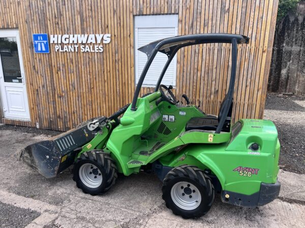 Avant 528 Articulated Wheeled Loader - Image 6