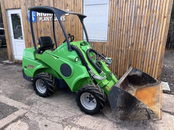Avant 528 Articulated Wheeled Loader - Image 4