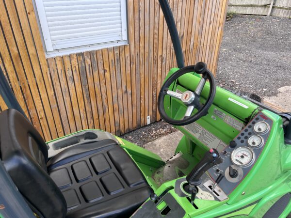 Avant 528 Articulated Wheeled Loader - Image 10