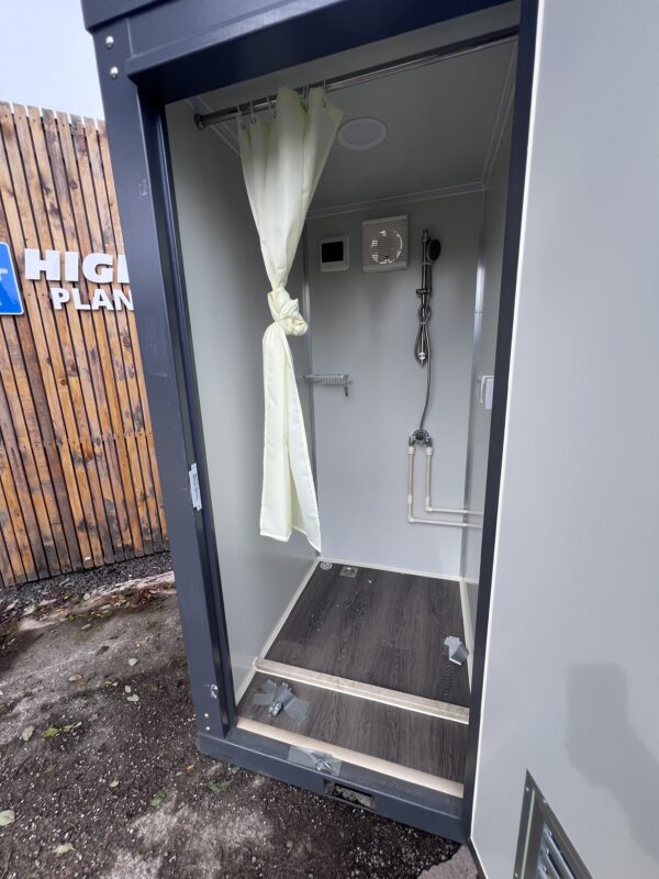 New Unused Mains Portable Double Mains Shower Block - Image 4