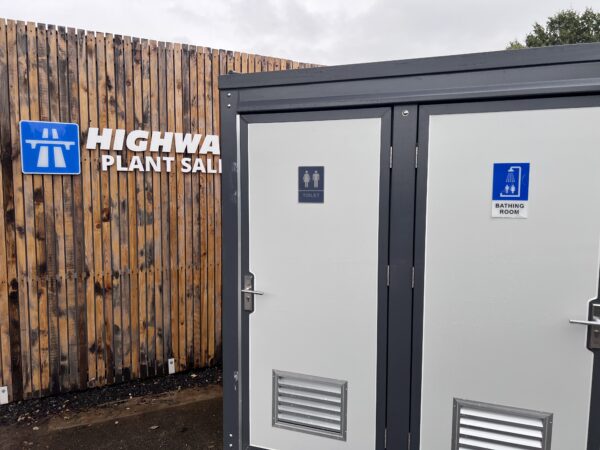 New Unused Mains Portable Double Mains Toilet & Shower Block - Image 2
