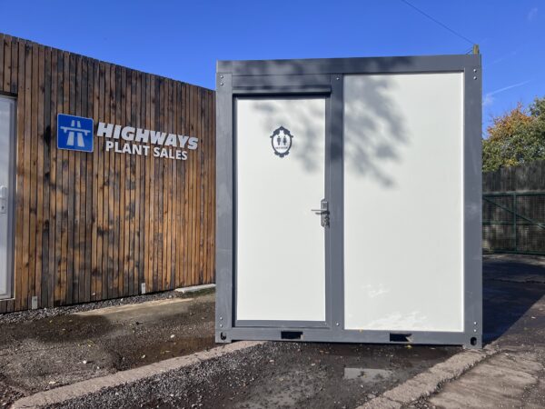 New Unused Mains Extra Large Portable Toilet & Shower Block (Left Hand Door) - Image 3