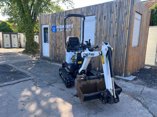 2023 Bobcat E10Z Micro Digger Just 80 Hours ! - Image 6
