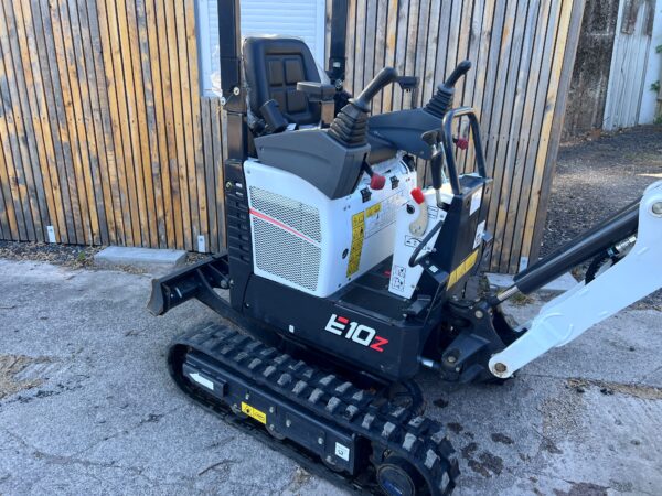 2023 Bobcat E10Z Micro Digger Just 80 Hours ! - Image 5