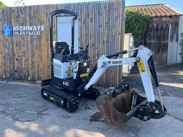 2023 Bobcat E10Z Micro Digger Just 80 Hours ! - Image 4